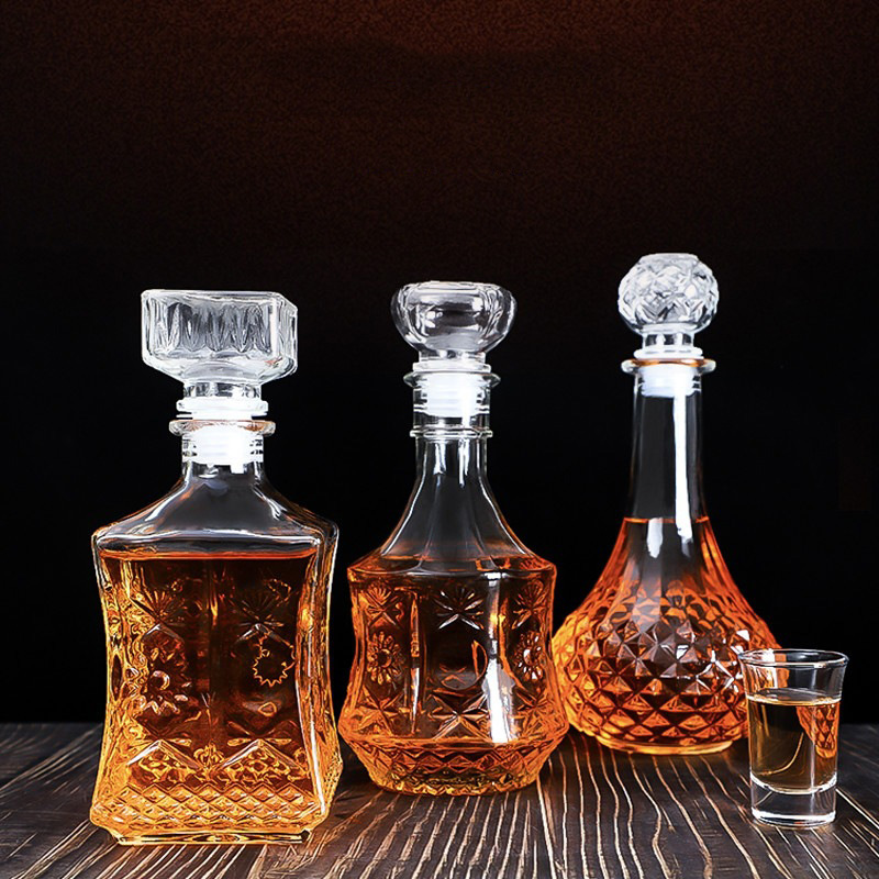Decanter per liquore in vetro  - Decanter Globe Set recensione e prezzo
